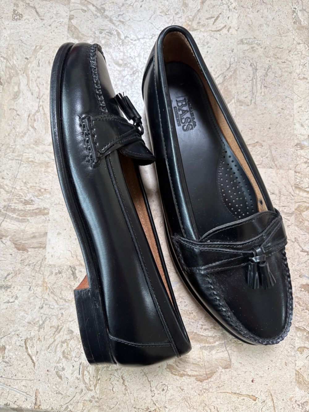 G.H.Bass Penny Loafers Classic Black Leather Tassels Size 9 M